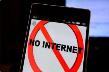 INTERNET SHUTDOWNS AND THE PRICE OF ELECTORAL DEMOCRACY IN THE GREAT LAKES COUNTRIES.